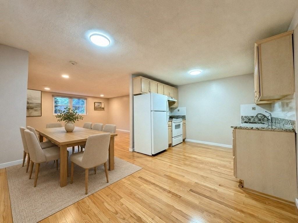 89 Pleasant St #C1 - Photo 5 of 27