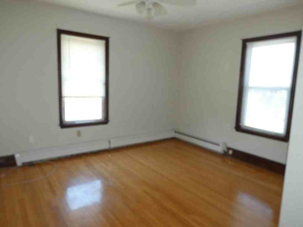 63 Emerald St #1 - Photo 5 of 7
