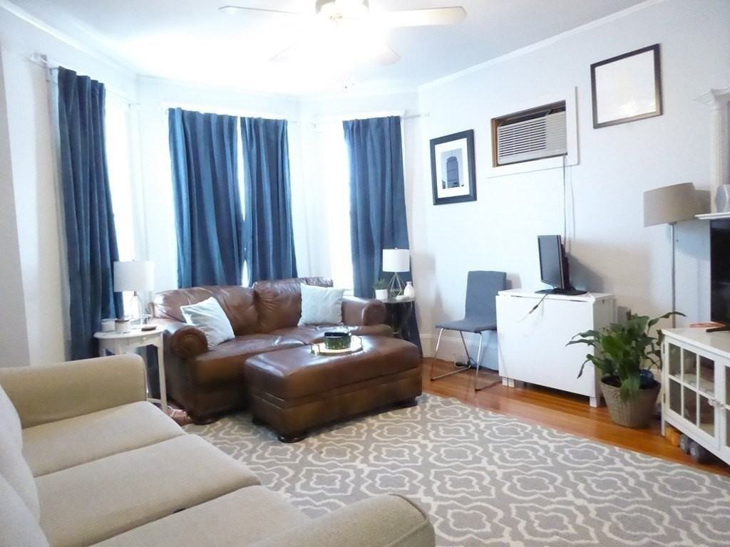 844 E 5th St #2 - Photo 6 of 8