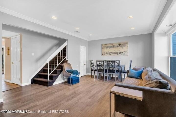 153 Governors Rd - Photo 3 of 10