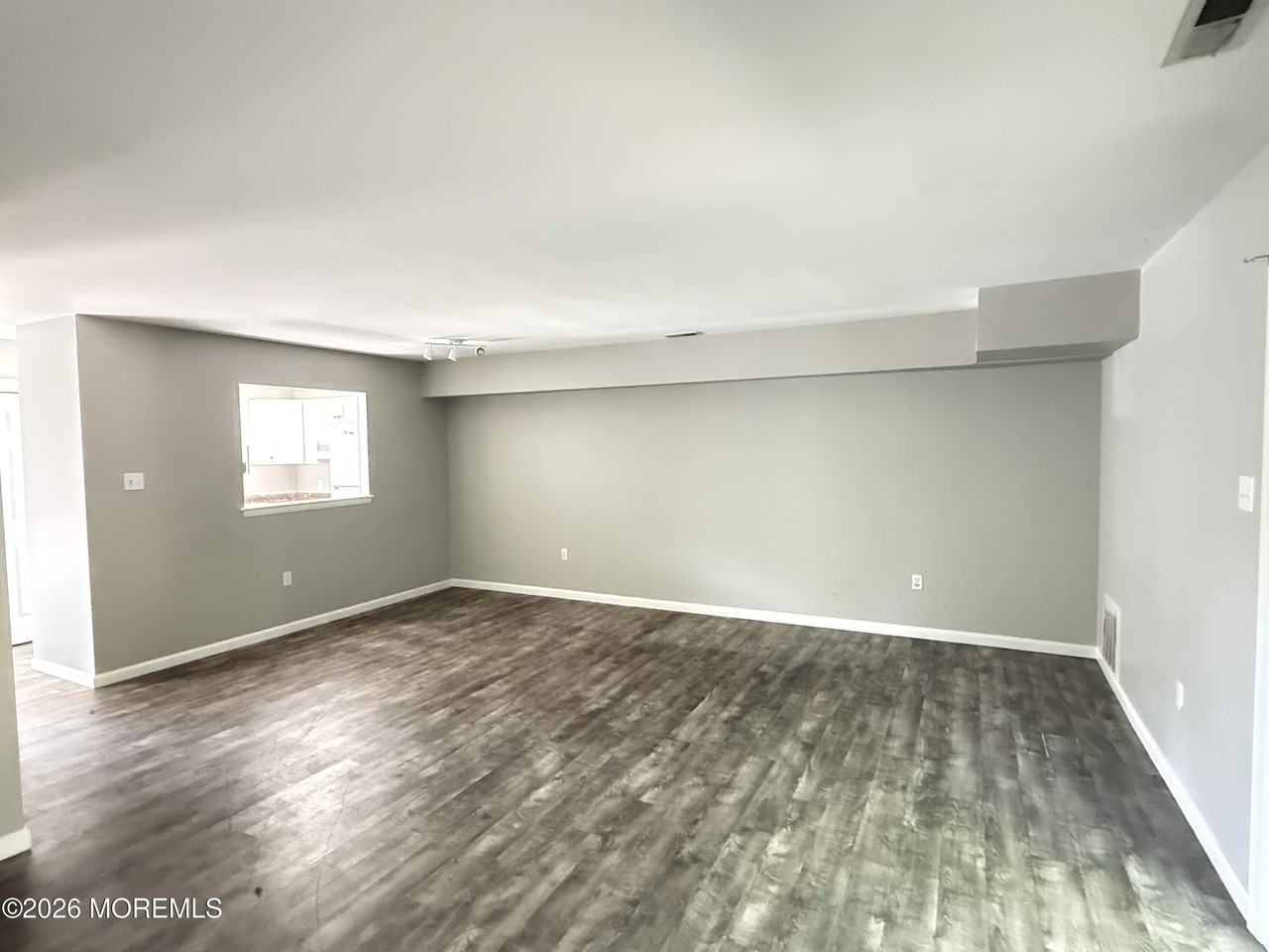 207 E Winged Foot Ct - Photo 2 of 10