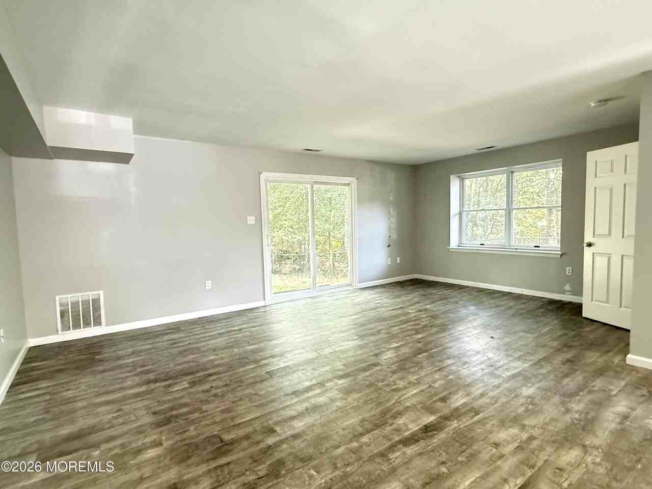 207 E Winged Foot Ct - Photo 4 of 10