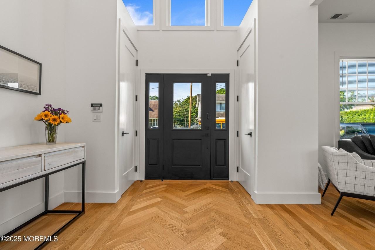 519 Laurel Ave - Photo 6 of 50