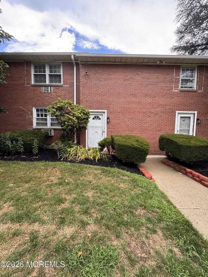 364 Westwood Ave #48