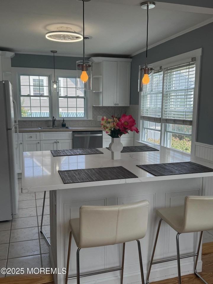 606 Ocean Rd #REAR - Photo 3 of 20