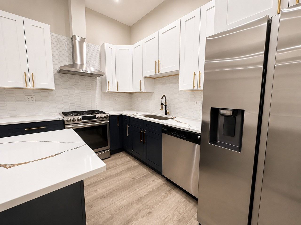 3214 W Lawrence Ave #2D - Photo 5 of 12
