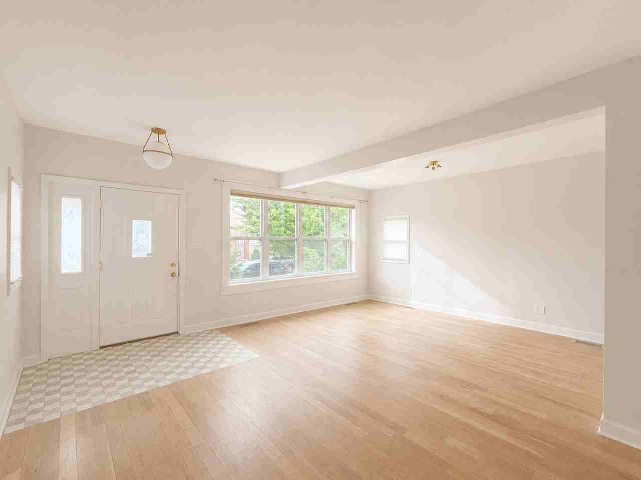3914 N Mozart St - Photo 3 of 49