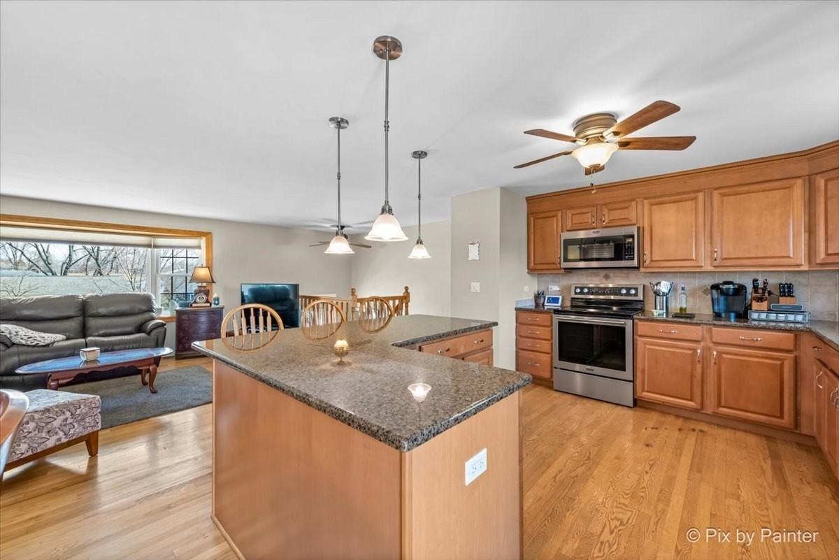 930 Cornell Ln - Photo 6 of 32