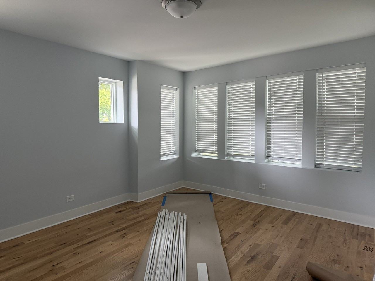 1014 S Humphrey Ave #1N - Photo 2 of 6