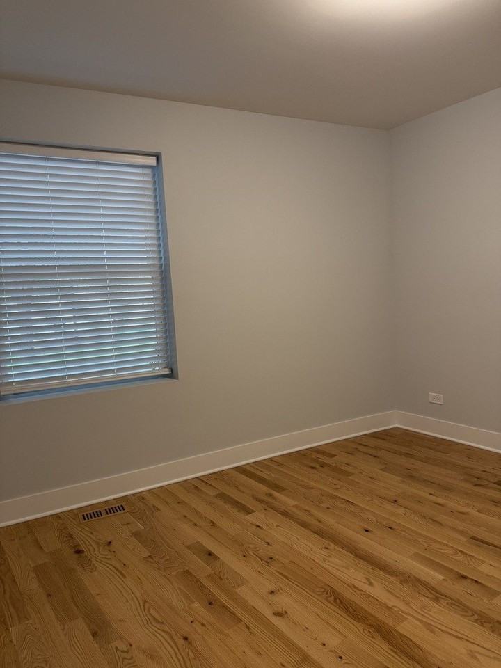 1014 S Humphrey Ave #1N - Photo 5 of 6
