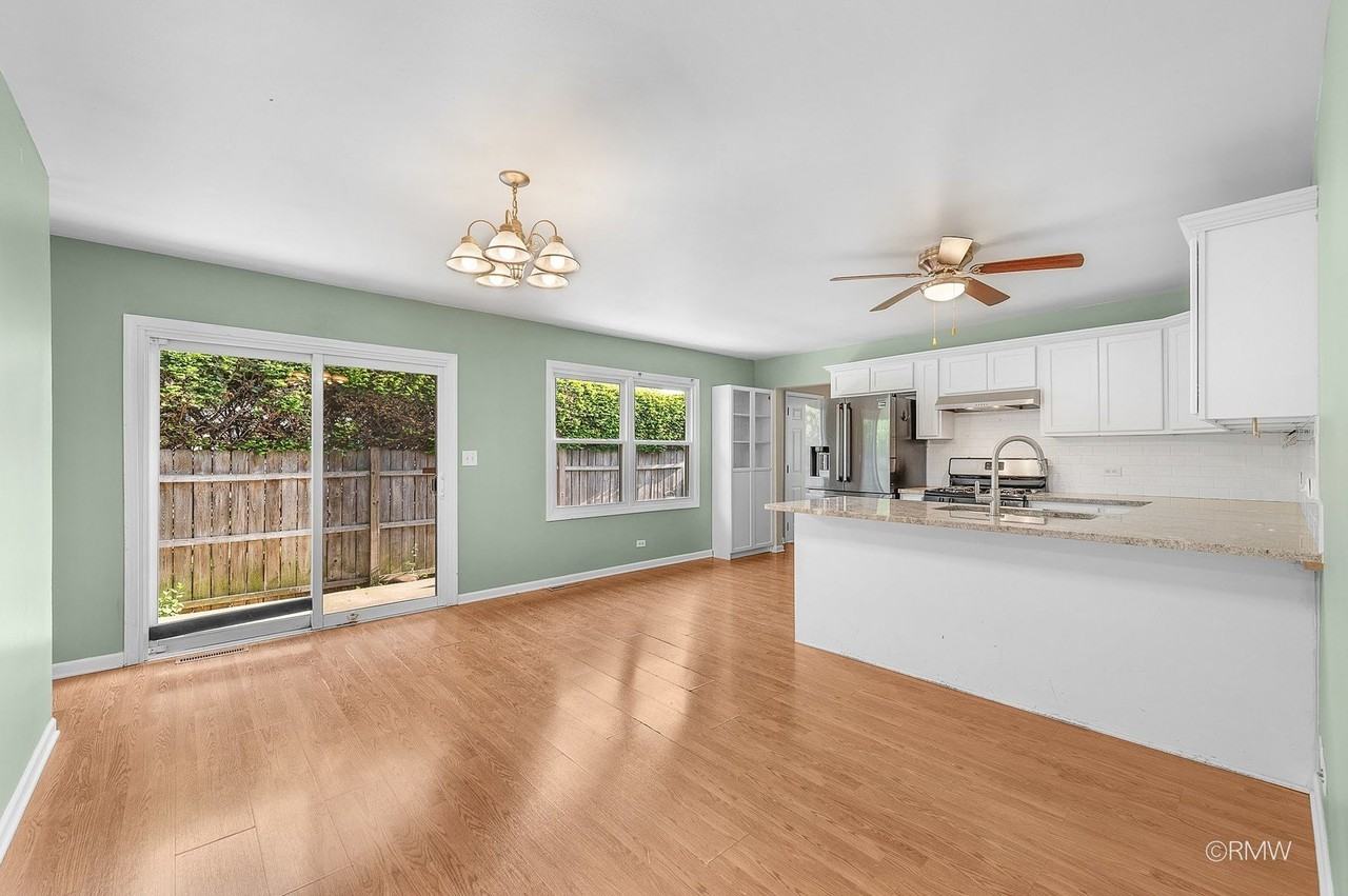 111 E Magnolia St - Photo 5 of 27