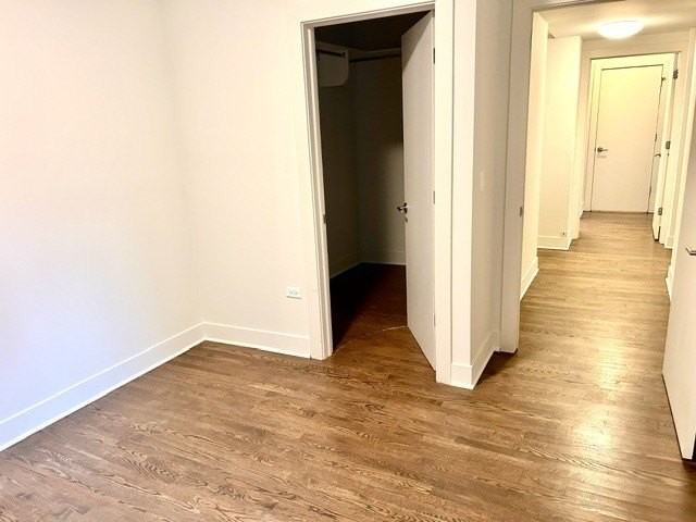 1418 W Addison St #102 - Photo 4 of 9