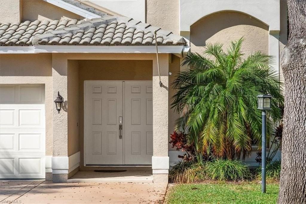 12341 Eagle Pointe Cir - Photo 4 of 50