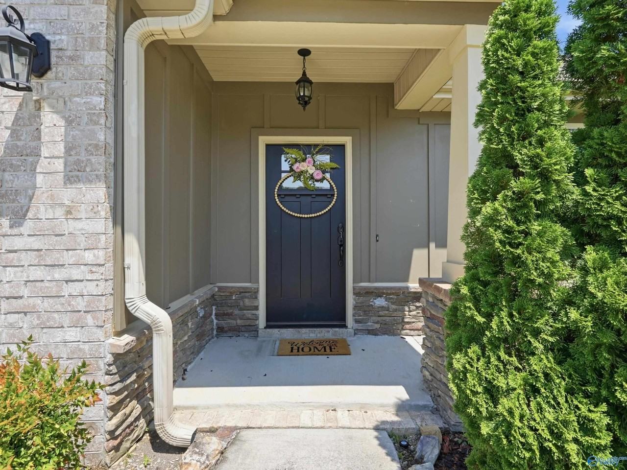 3029 Peevey Creek Ln - Photo 2 of 35