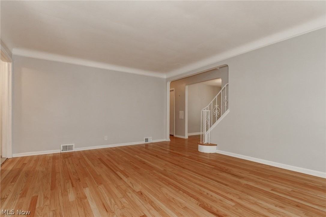 1752 Brainard Rd - Photo 5 of 42