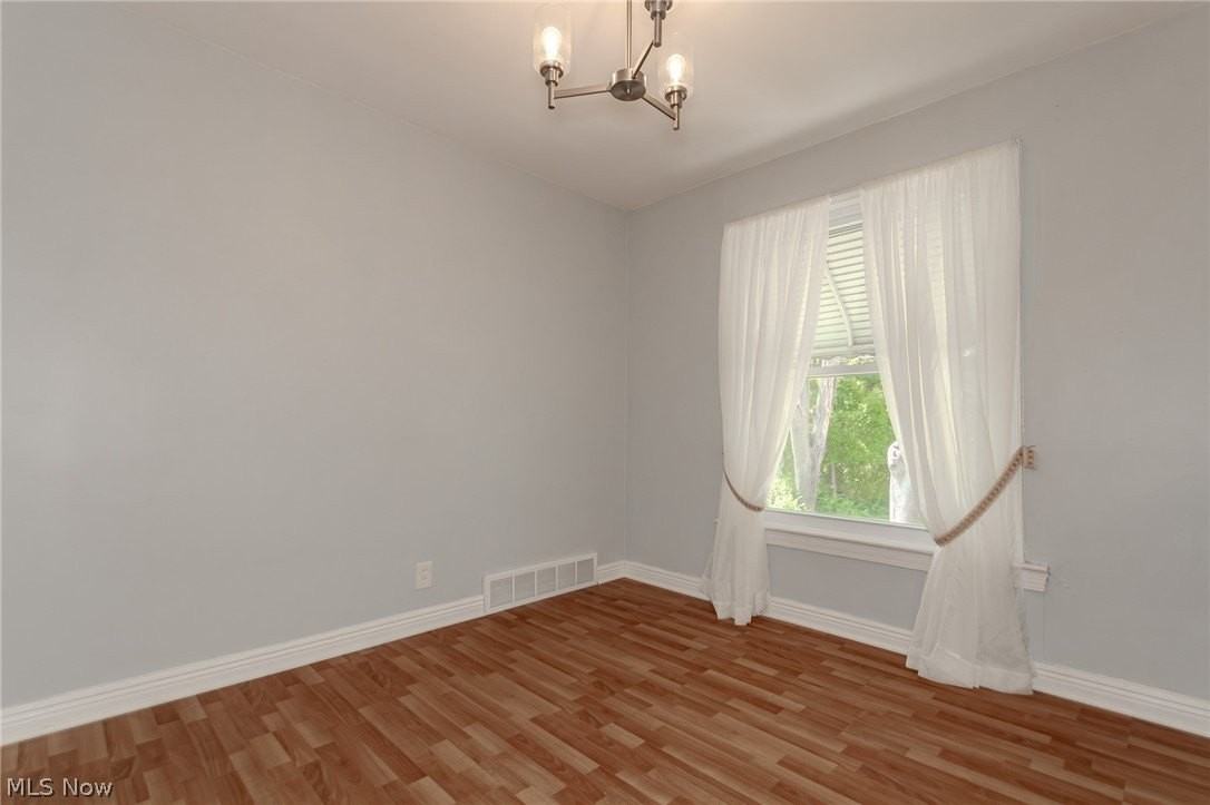 1752 Brainard Rd - Photo 7 of 42
