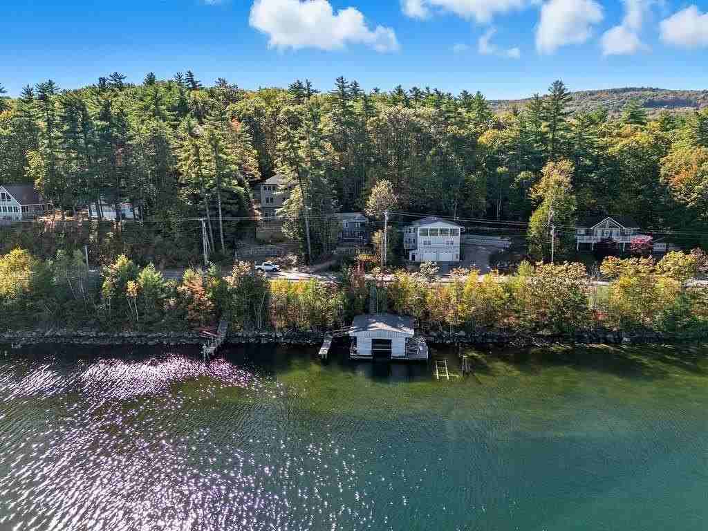 241 Mount Major Hwy - Photo 4 of 20