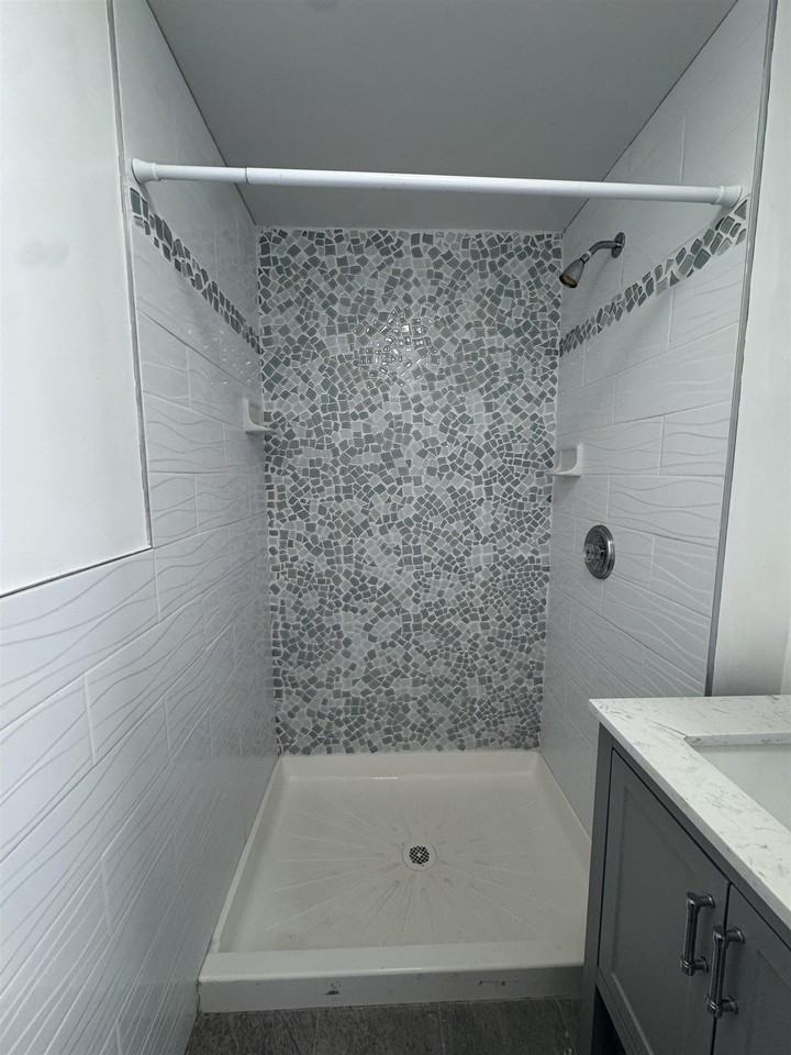 20 Chapel St #2 - Photo 5 of 7