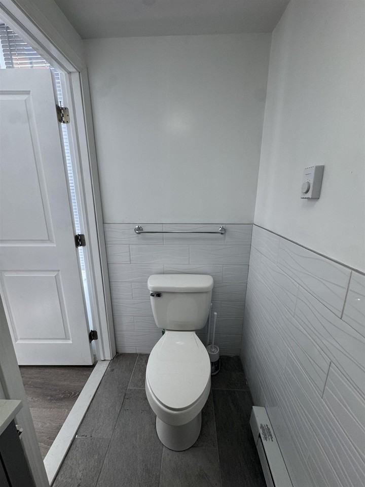 20 Chapel St #2 - Photo 7 of 7