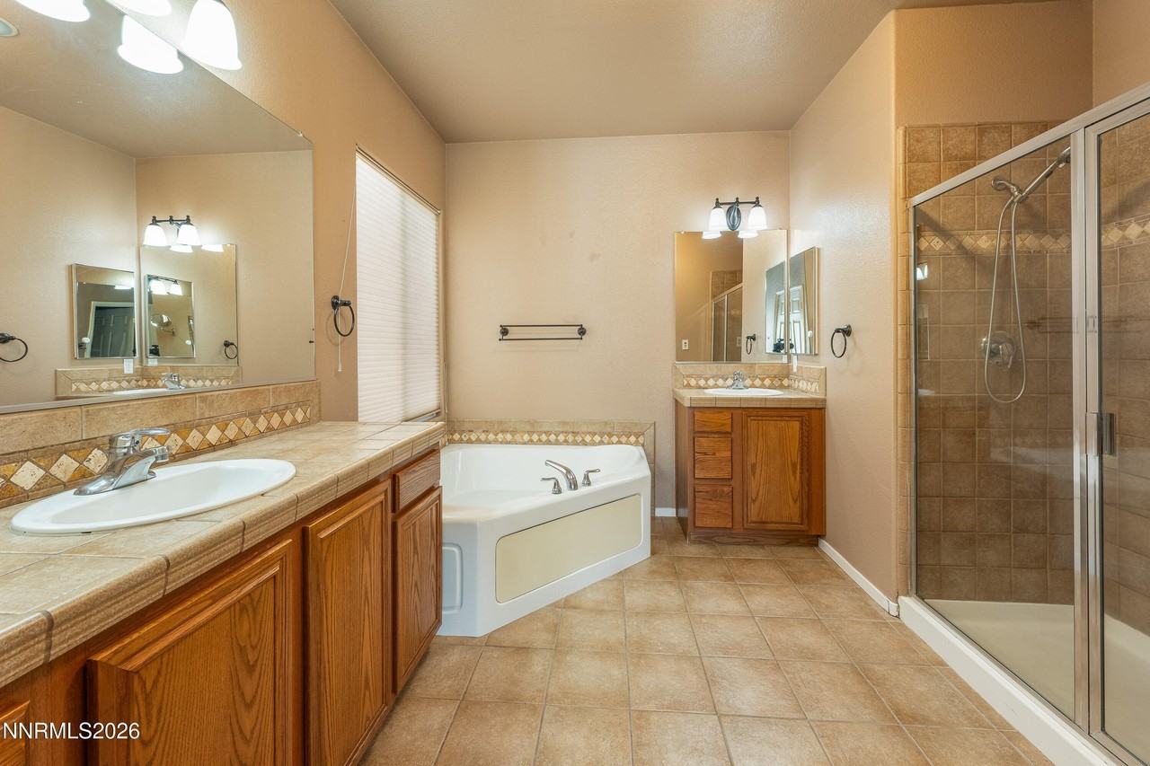 3270 Creekside Ln - Photo 6 of 8