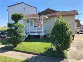 featured image of 1533 Huron Ave