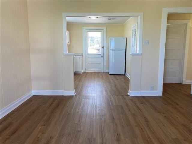 1533 Huron Ave - Photo 4 of 19