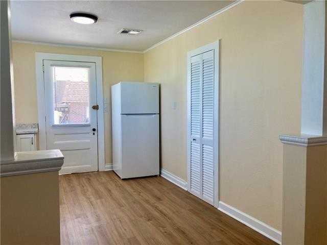1533 Huron Ave - Photo 6 of 19