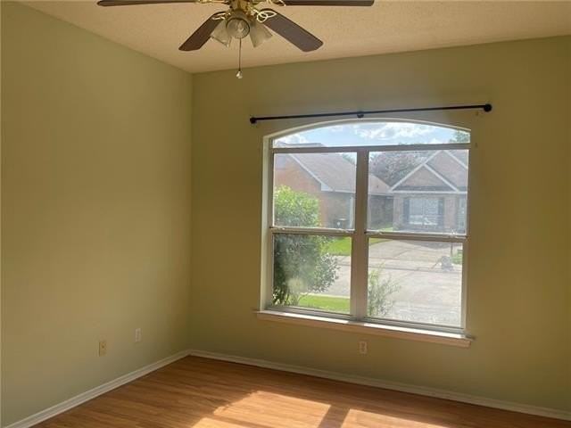 1556 Steeple Chase Ln - Photo 6 of 19