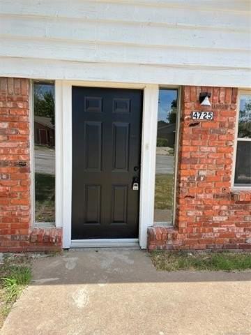 4725 S Fulton Ct - Photo 2 of 14