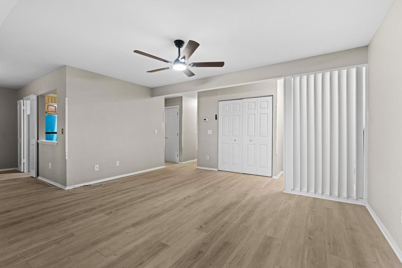 211 Crocker Drive - 1Unit B #1 - Photo 6 of 26