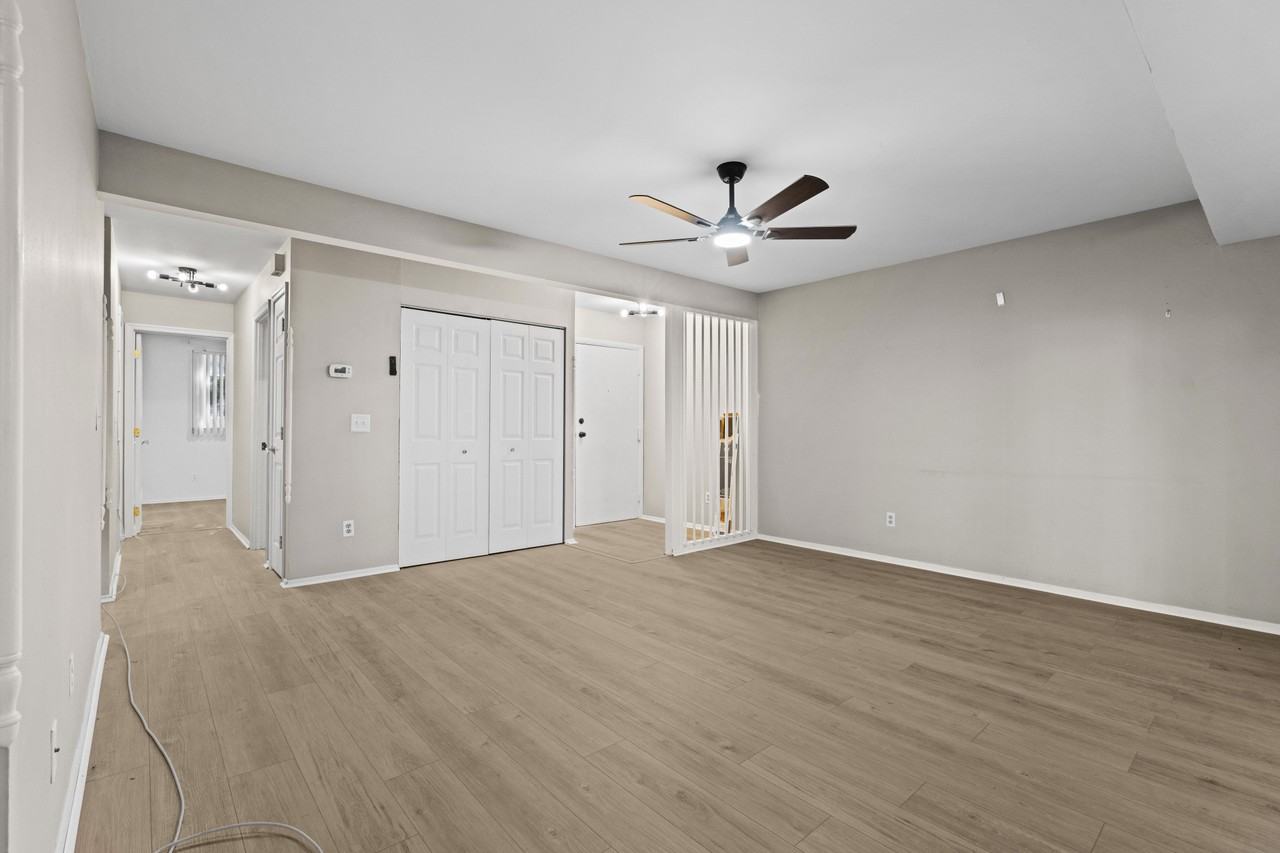 211 Crocker Drive - 1Unit B #1 - Photo 7 of 26