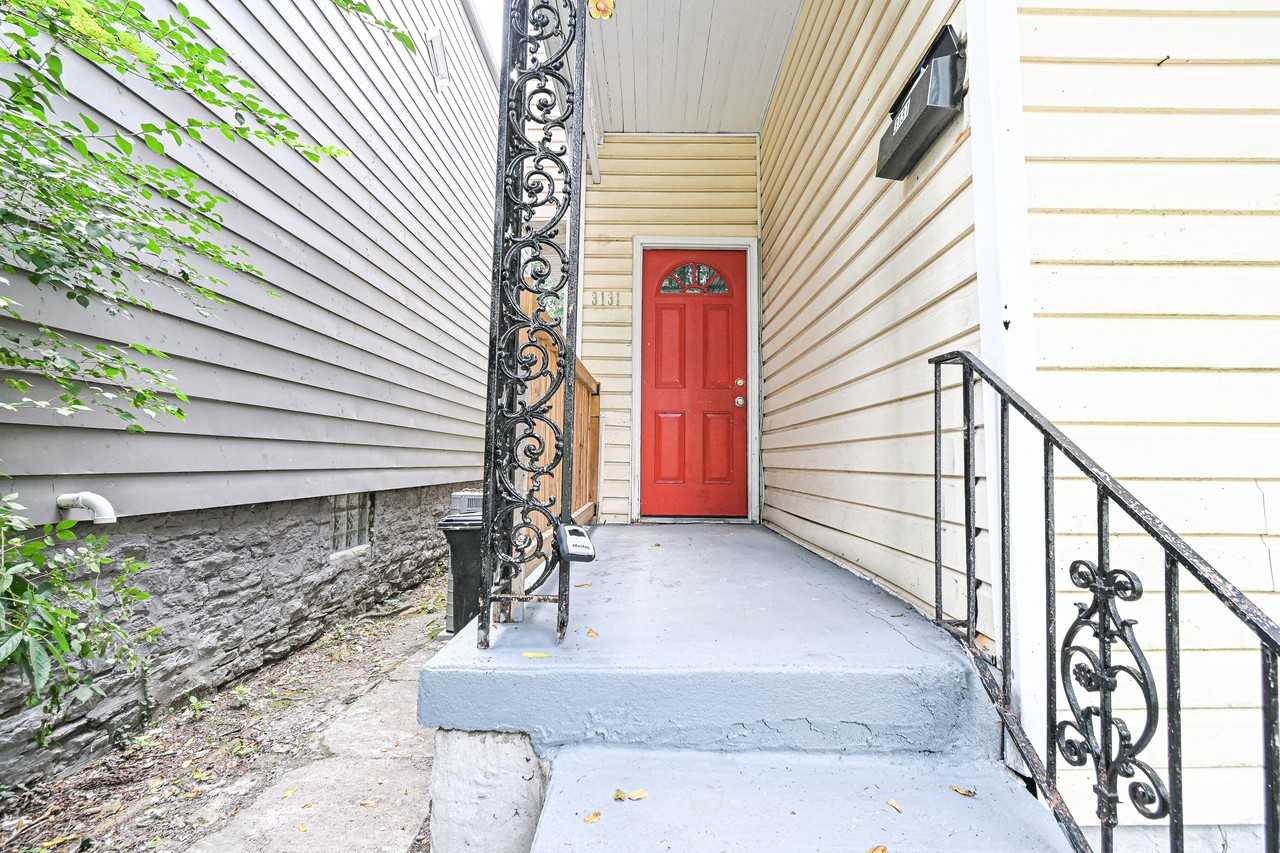 3131 Harvard Ave #1 - Photo 2 of 28