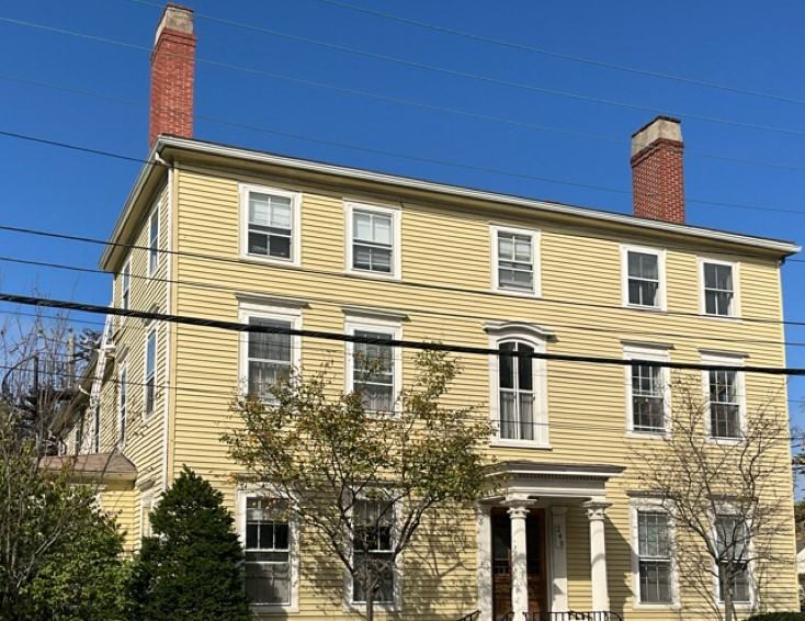 240 Middle St #6 - Photo 2 of 2