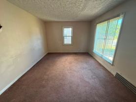 21502 Raymond St - Photo 1 of 1