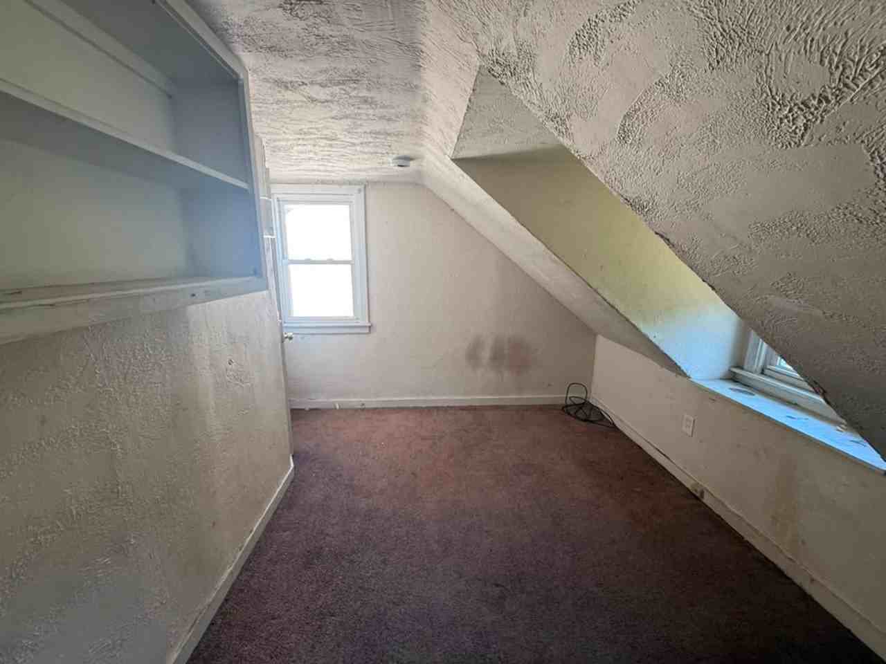 21502 Raymond St - Photo 7 of 21