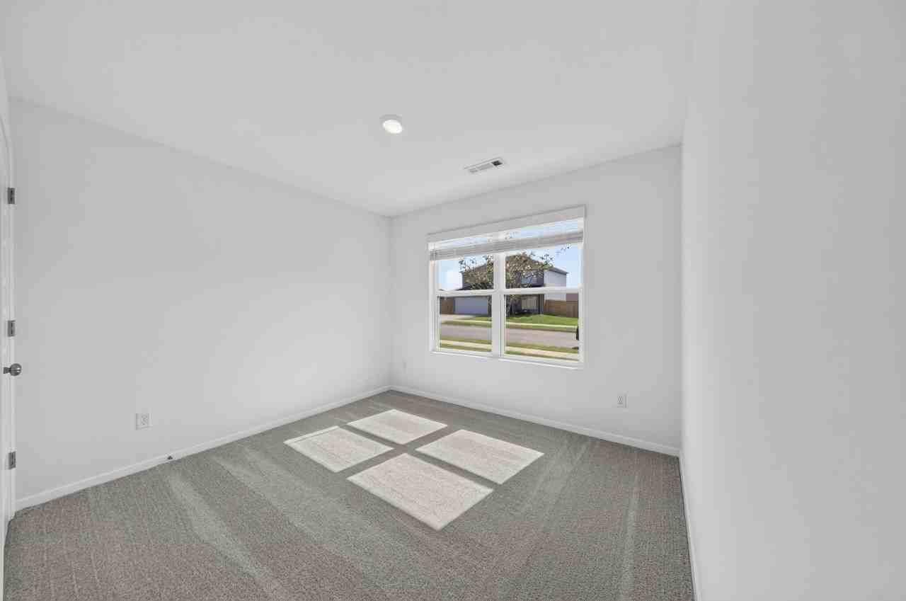 2709 Major St - Photo 6 of 22