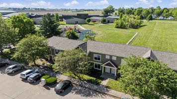 featured image of 408 E 15th St #201