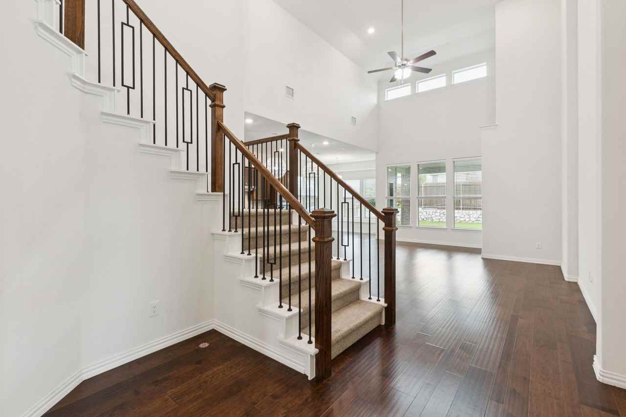 3913 Forged Way - Photo 6 of 40