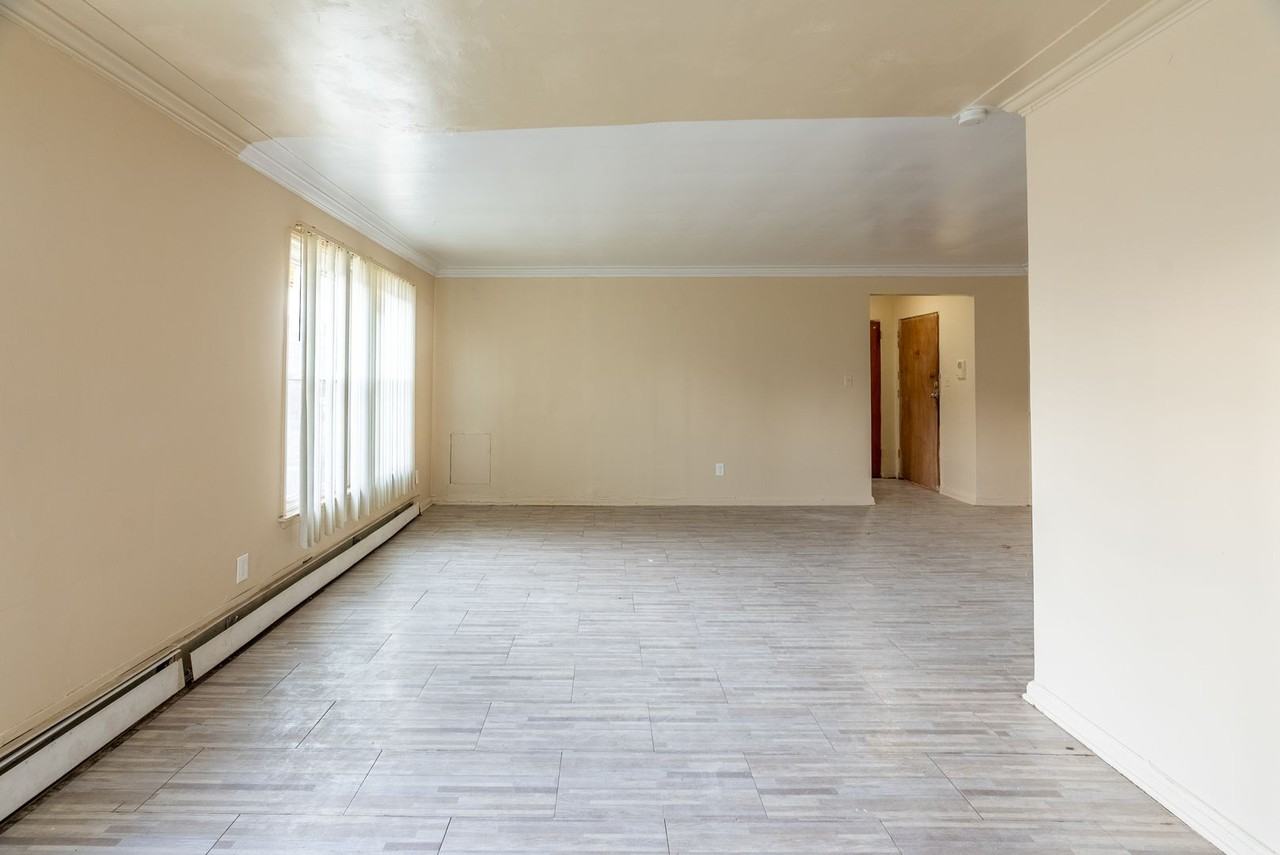 1 &2 BR APARTMENT WITH UTILITIES INCLUDED - Photo 6 of 9