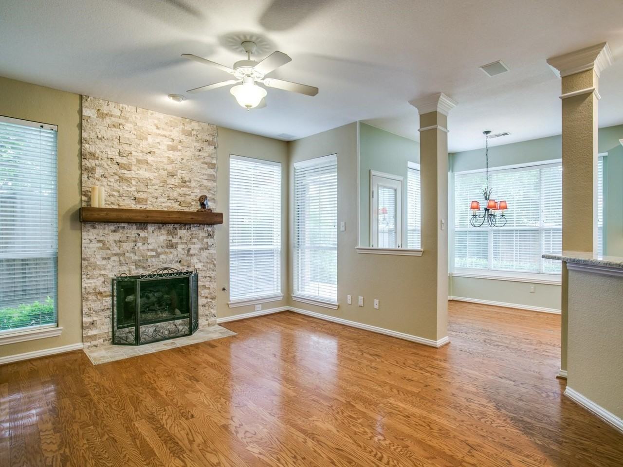 201 Wilshire Dr - Photo 5 of 11