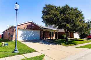 8929 Sagebrush Trl - Photo 1 of 1