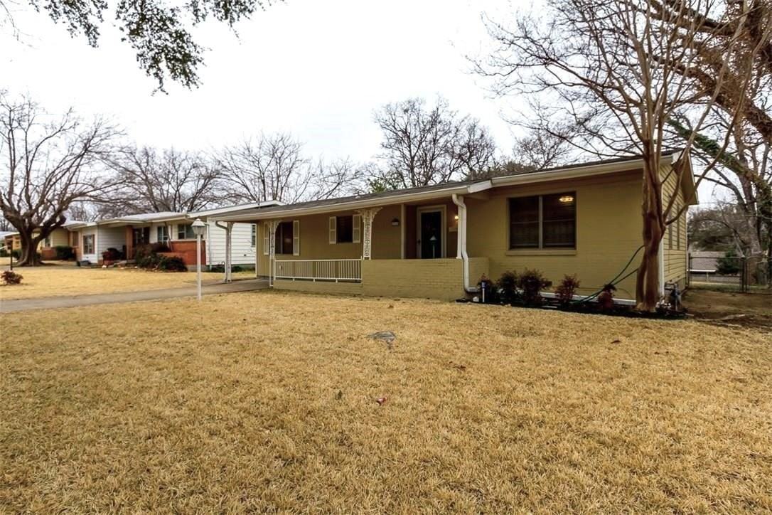 1214 Burleson St