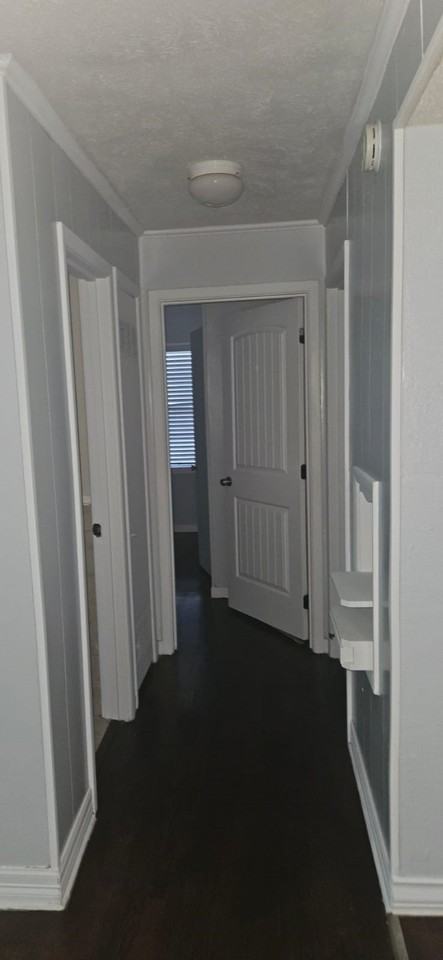1214 Burleson St - Photo 7 of 20