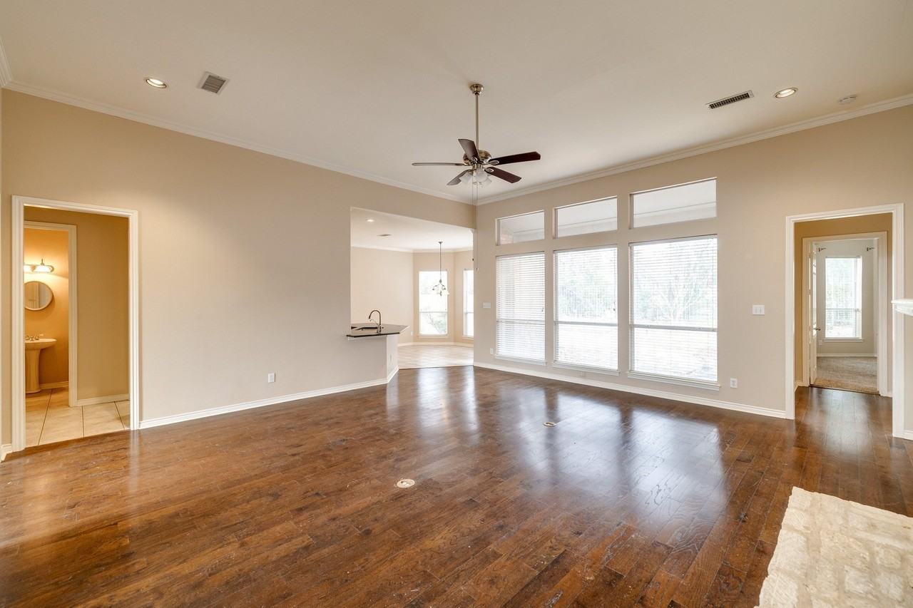 2817 Newburyport Ave - Photo 6 of 40