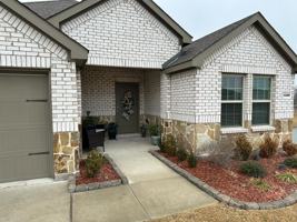 featured image of 1200 Misty Brook Dr