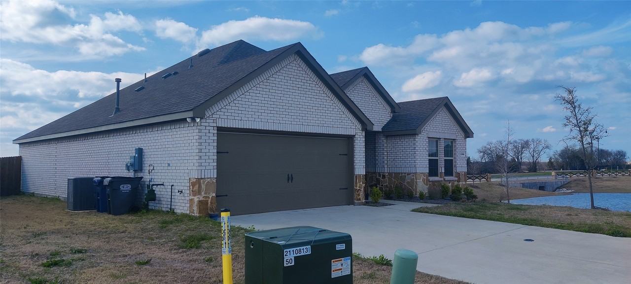 1200 Misty Brook Dr - Photo 7 of 35