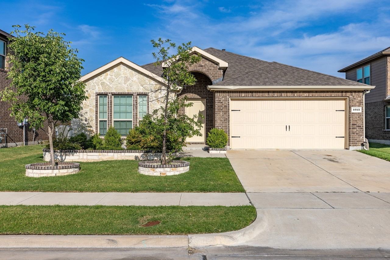 4013 Spur Trail Dr - Photo 4 of 35