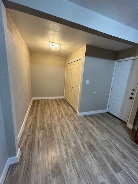 1457 Green St - Photo 4 of 11