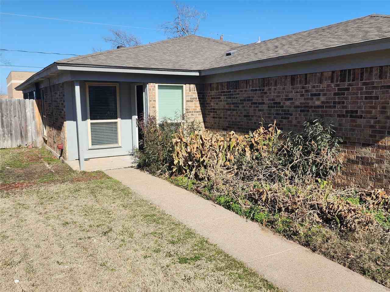 350 Spring Branch Ln - Photo 3 of 40