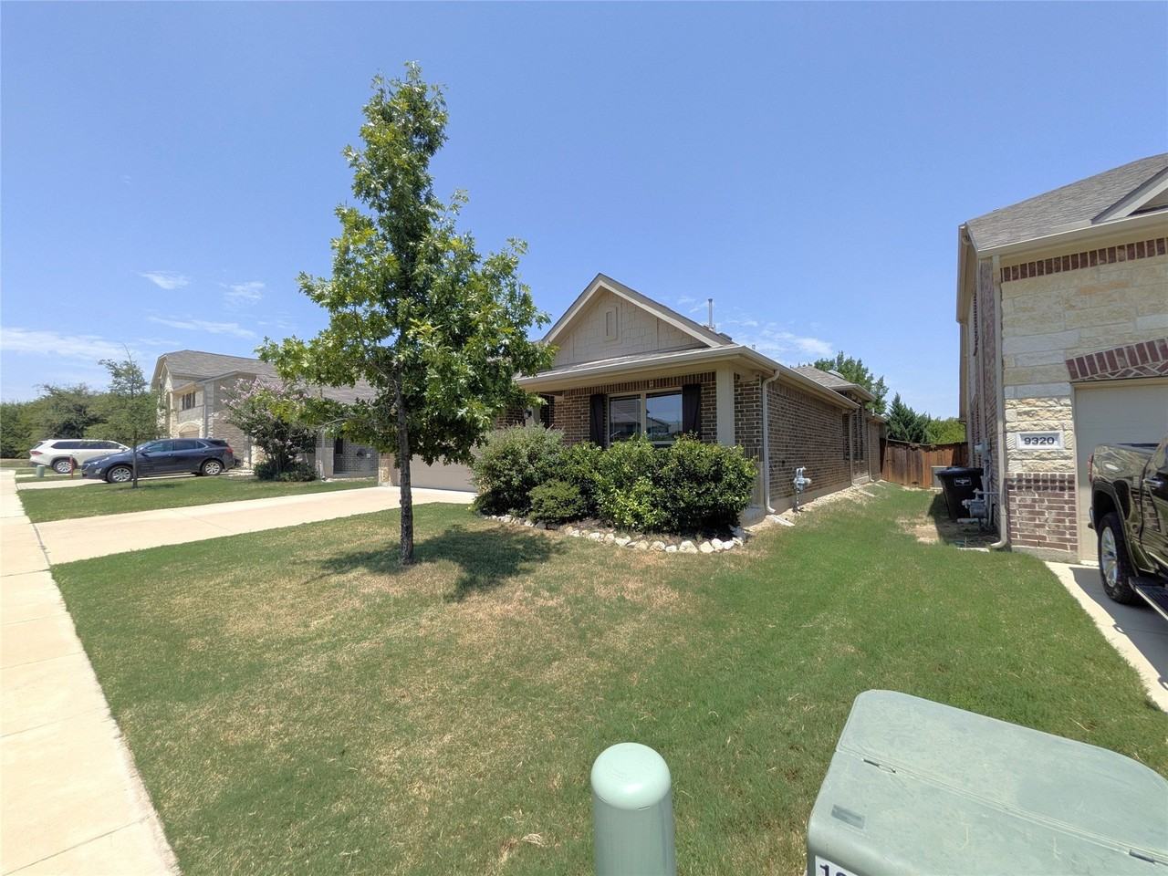 9324 Bronze Meadow Dr - Photo 3 of 31